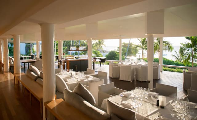 lizard-island-events-saltwater-restaurant-1350x825.jpg