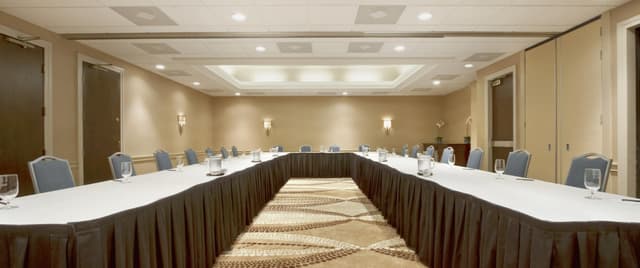 trustees-room-901325.jpg