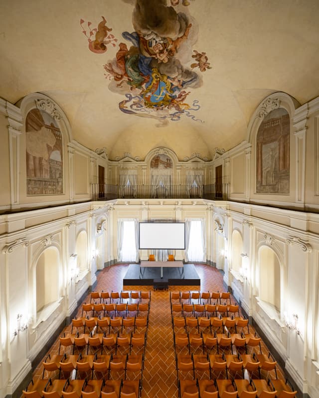 NH_Collection_Firenze_Palazzo_Gaddi_Meeting_Rooms_Theatre_Setup_Salone_Delle_Feste_Central_Shot.jpg