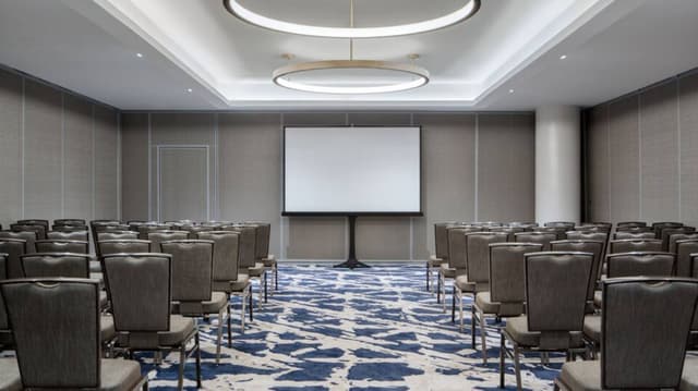 Hyatt-Regency-Dallas-P186-Cumberland-Hall-Theater-Breakout.jpg