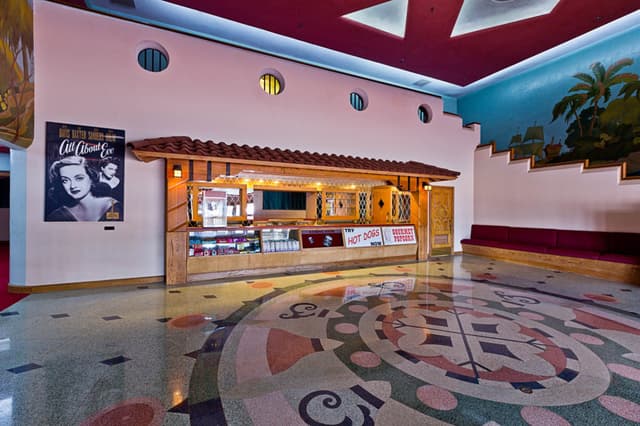 lobby-1536x1024.jpg