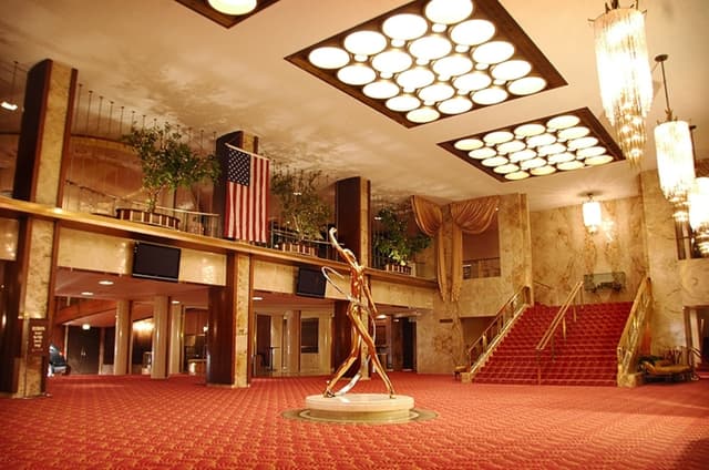 Fisher-Theatre-04.jpg