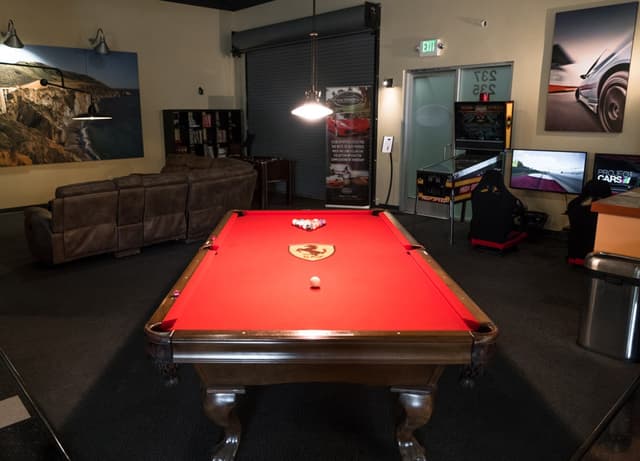 pool-table-slider.jpg