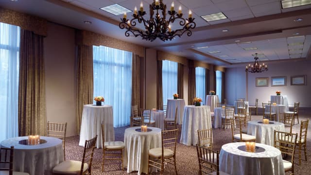 msyrvr-omni-riverfront-hotel-social-rex.jpg