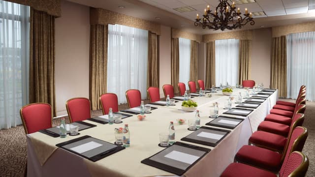 msyrvr-omni-riverfront-hotel-boardroom-bacchus (1).jpg