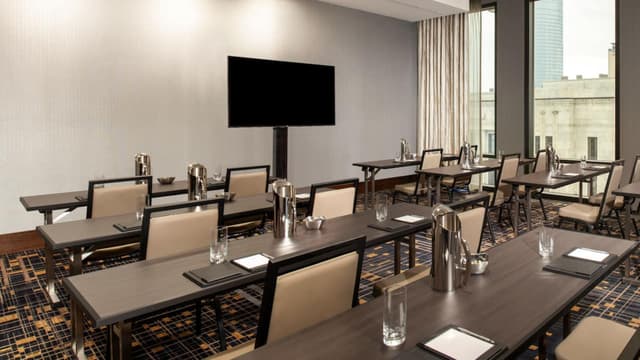 Grand-Hyatt-Nashville-P006-Meeting-Classroom-Setup.jpg