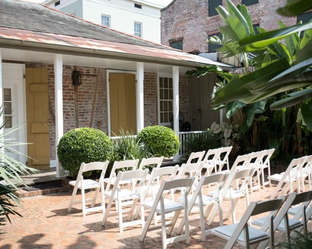 Carriage House Courtyard