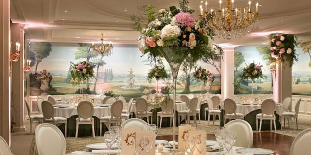 le-bristol-paris-wedding-versailles-3.jpg