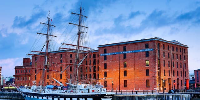 Merseyside Maritime Museum exterior - copyright Tom Adam.jpg