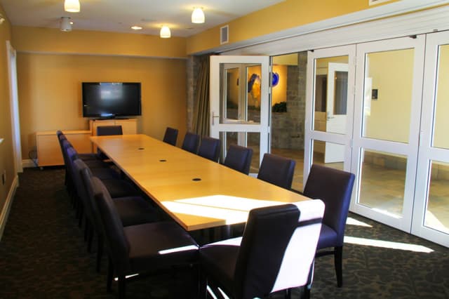Ricochet Group Boardroom