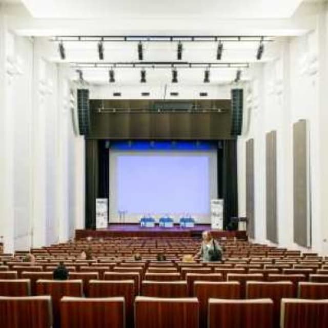 auditorium490_web_small@2x.jpg