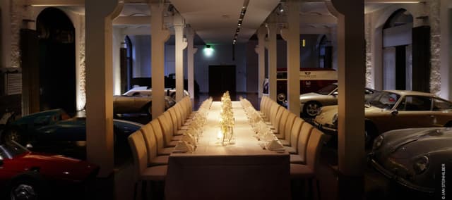 Prototyp-Lofts-Dinner-between-the-cars-Main-Loft-Nord-002-1800x800.jpg