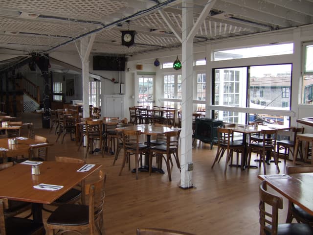 2008_restaurant_bar (6).jpg