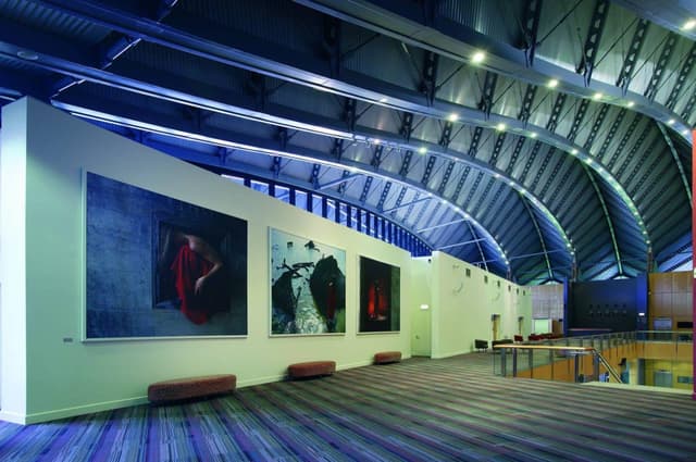 Cairns-Convention-Centre-Mezzanine-Foyer-Trilogy-Artwork-1536x1022.jpg