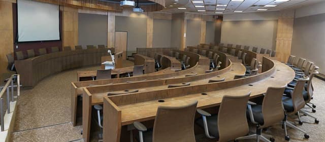 moot-court-01-1140x500.jpg