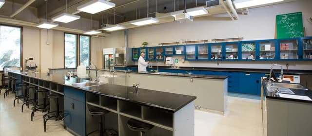 science-lab-01_1140x500.jpg