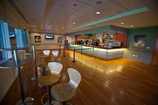 Debenture-Lounge-Informal-Style-Bar-Open.jpg