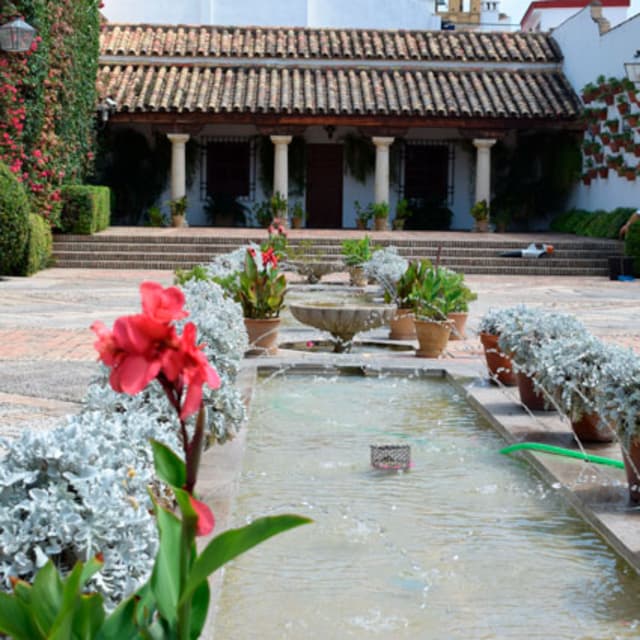 PatioColumnas.jpg