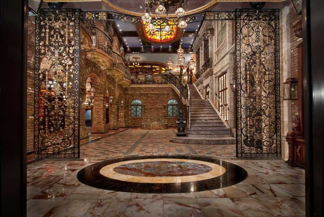The Grand Staircase Courtyard and English Bar Room