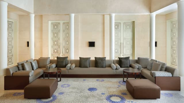 Park-Hyatt-Abu-Dhabi-Hotel-and-Villas-P316-The-Residence-Patio.jpg