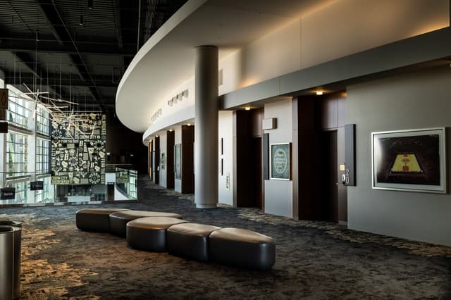 ExecutiveSuites-2-38d22b0d6a.jpg