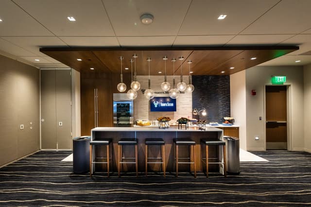 NorthWesternClubLounge-2-0a57e9028d.jpg