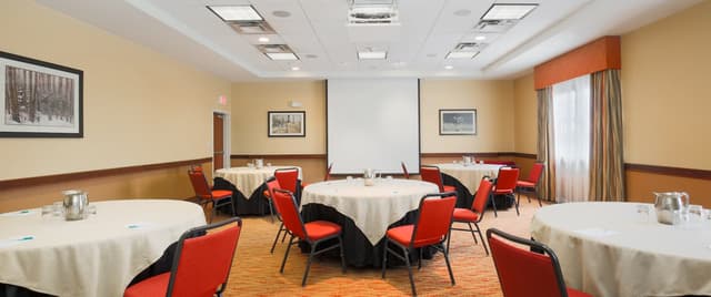 anchwhw-meeting-room-banquet-9934-copy.jpg