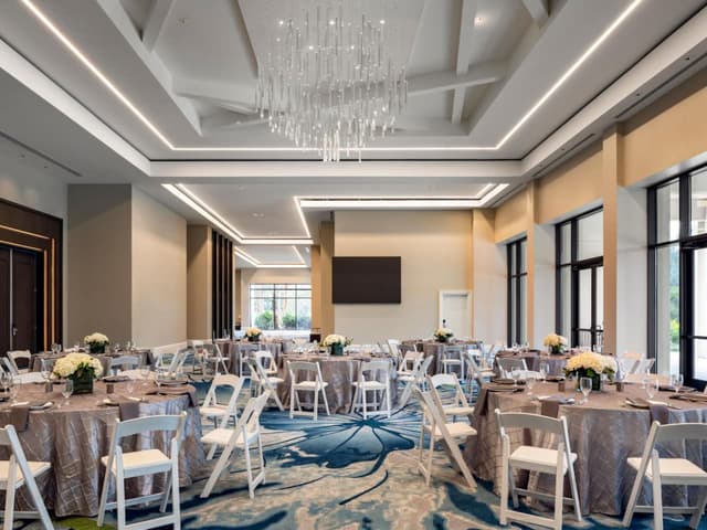 Hyatt-Regency-Grand-Cypress-P721-Windsong-Round-Tables.jpg