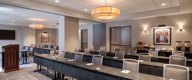 chiwxhx-grant-meeting-room-1.jpg