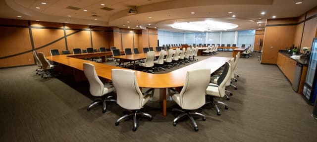 Boardroom_Feat-6de8499891.jpg