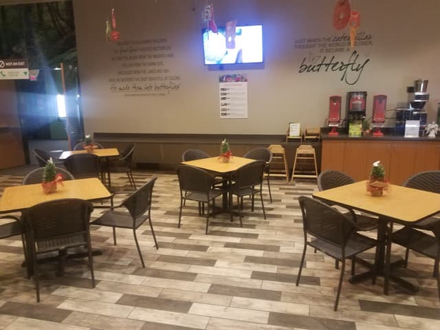Cafe2.jpg