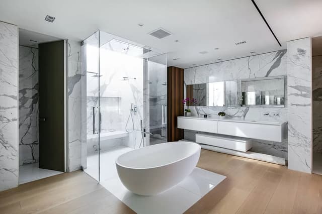 Master Bathroom .jpg