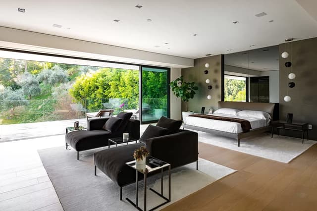 Master Bedroom .jpg