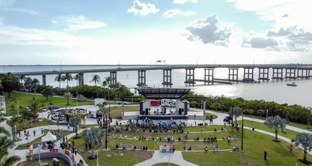 Caloosa Sound Convention Center & Amphitheater