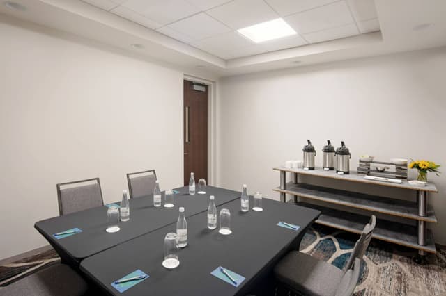 Blueway Boardroom