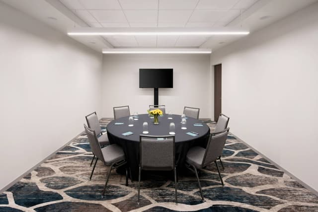 Channel Meeting Room