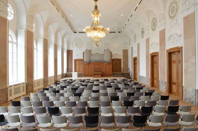 Festsaal-im-JÃ¼gelhaus-1.jpg