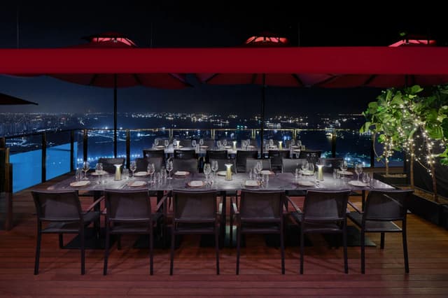 CLVSG_Venue_Restaurant_Ocean1_Events_Night_HR.jpg