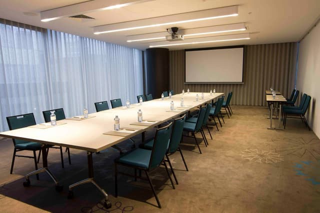 221220-Melbourne-Corporate-Events-Meeting-Rooms-1-1800x1200.jpg