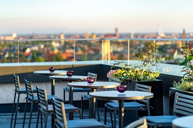 Andaz-Munich-Muniqo-Rooftopbar-Terrace-D.jpg