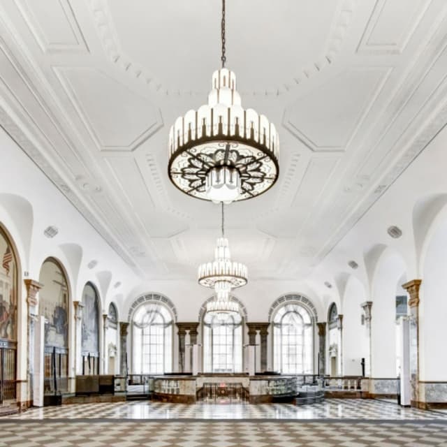 Grand Mezzanine Banking Hall
