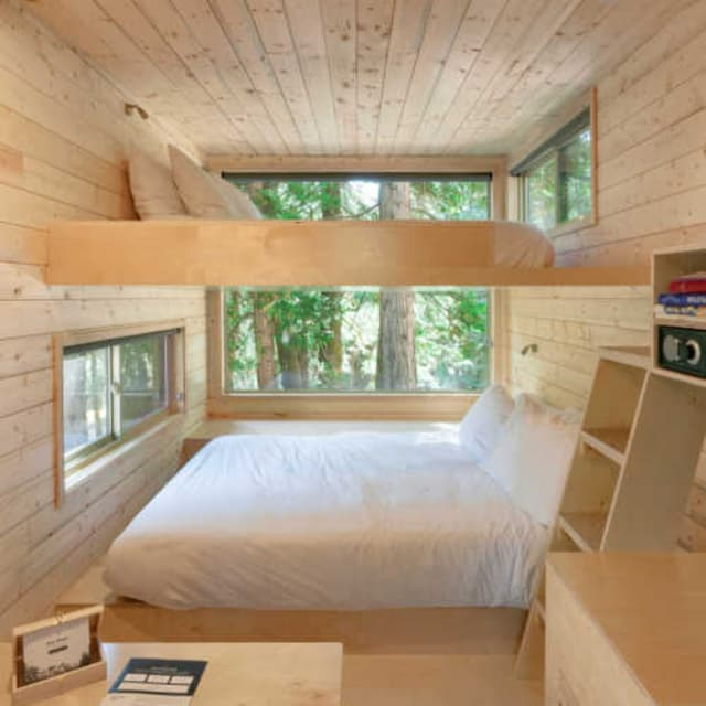 Cabins_6.jpg