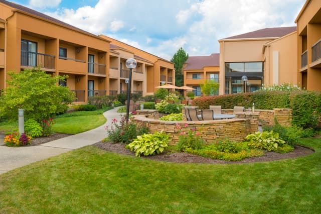 Outdoor Courtyard Space 