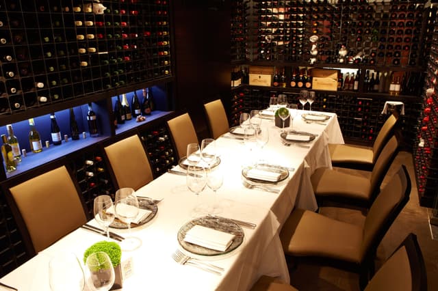 The Sommelier’s Table