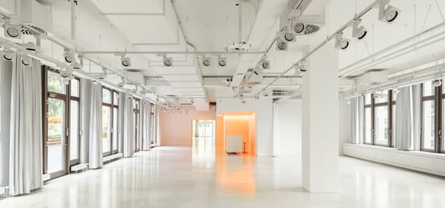 slide_studio_5.jpg
