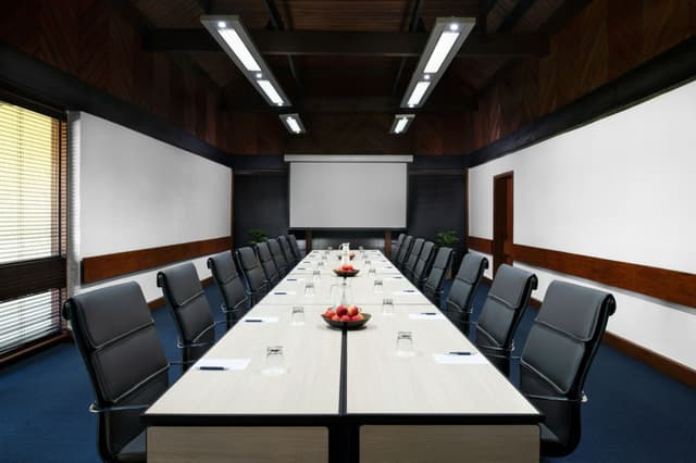 nanwi-senijale-meetingroom-6161-hor-clsc.jpg