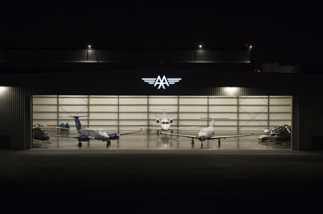 Hangar 2