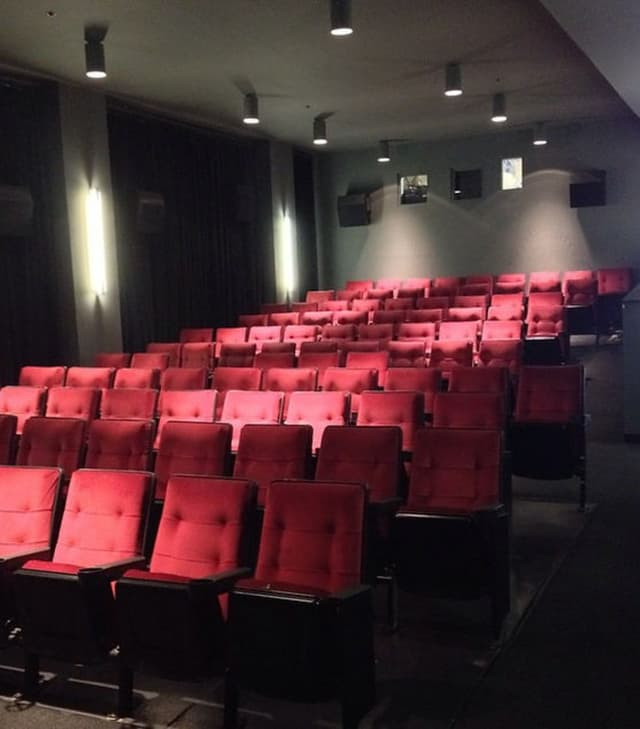 Theater 3