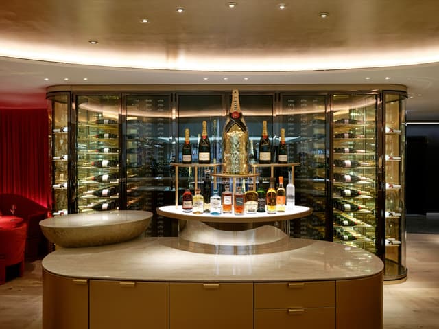 moet_DSCF6387_v1_lo.jpg