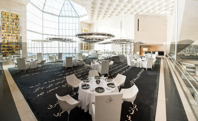 IDAM - Alain Ducasse restaurant (3)_0.jpg